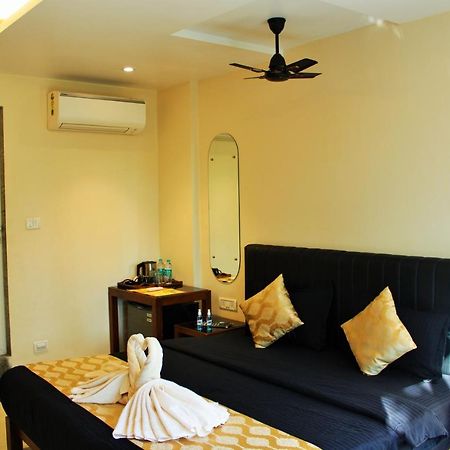 Wotel Calangute Goa Buitenkant foto
