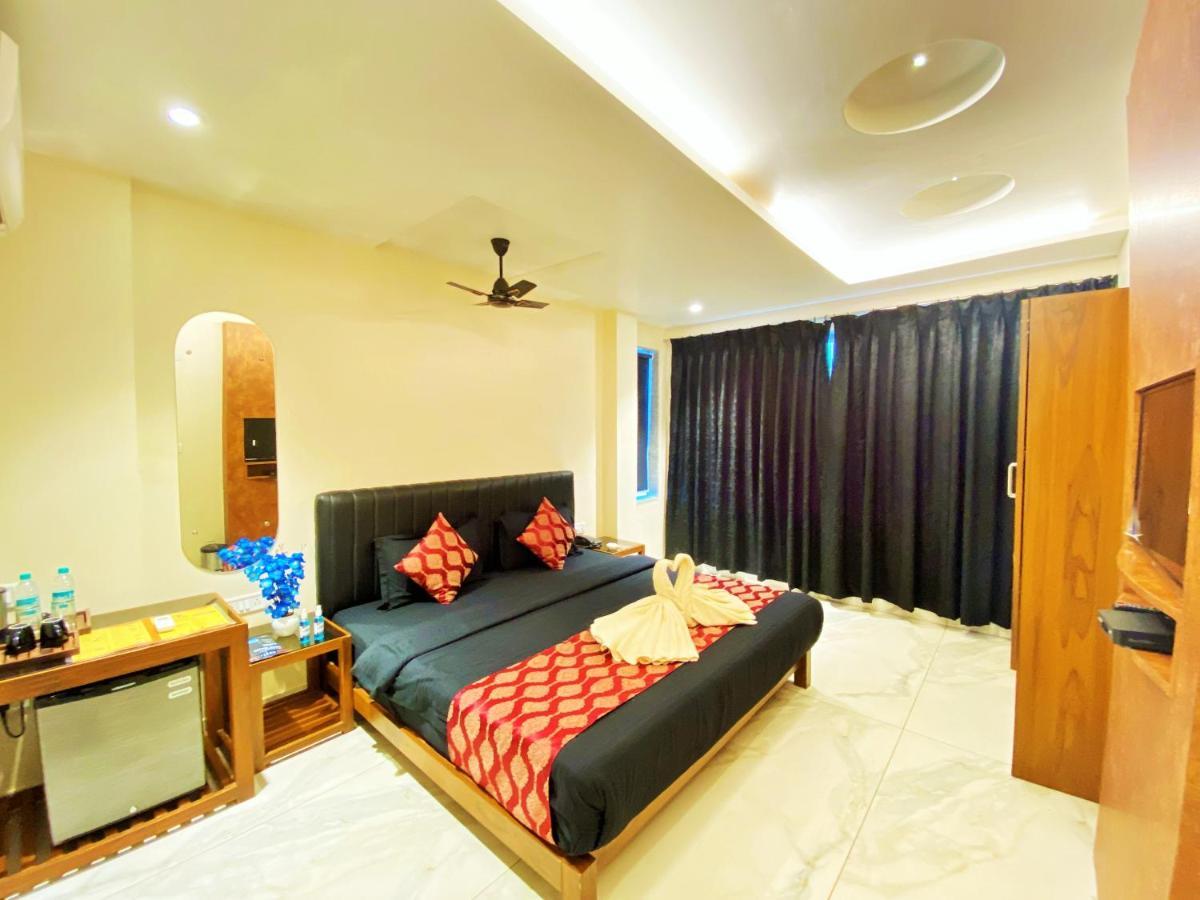 Wotel Calangute Goa Buitenkant foto