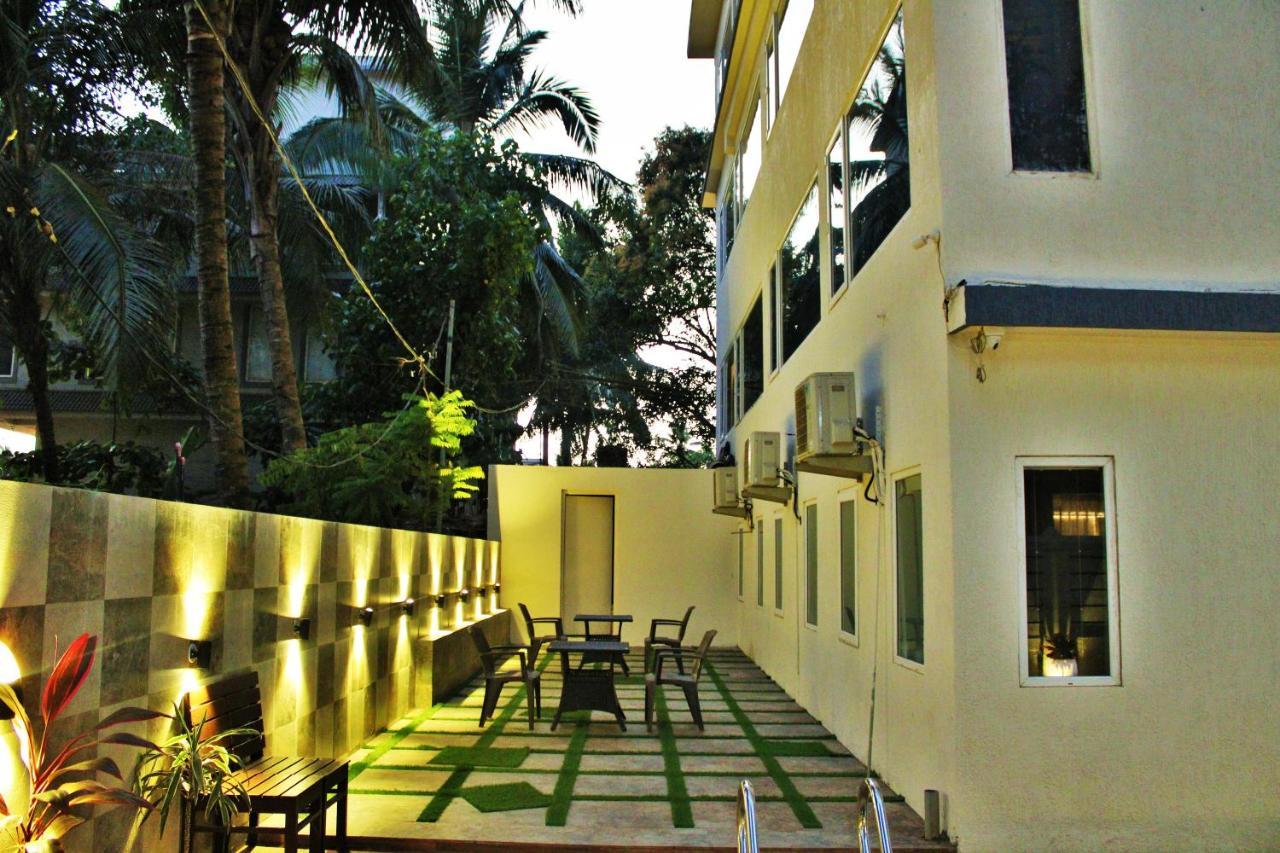 Wotel Calangute Goa Buitenkant foto